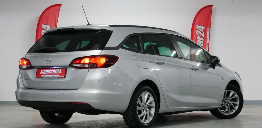 Opel Astra cena 43900 przebieg: 150000, rok produkcji 2020 z Rzepin małe 781